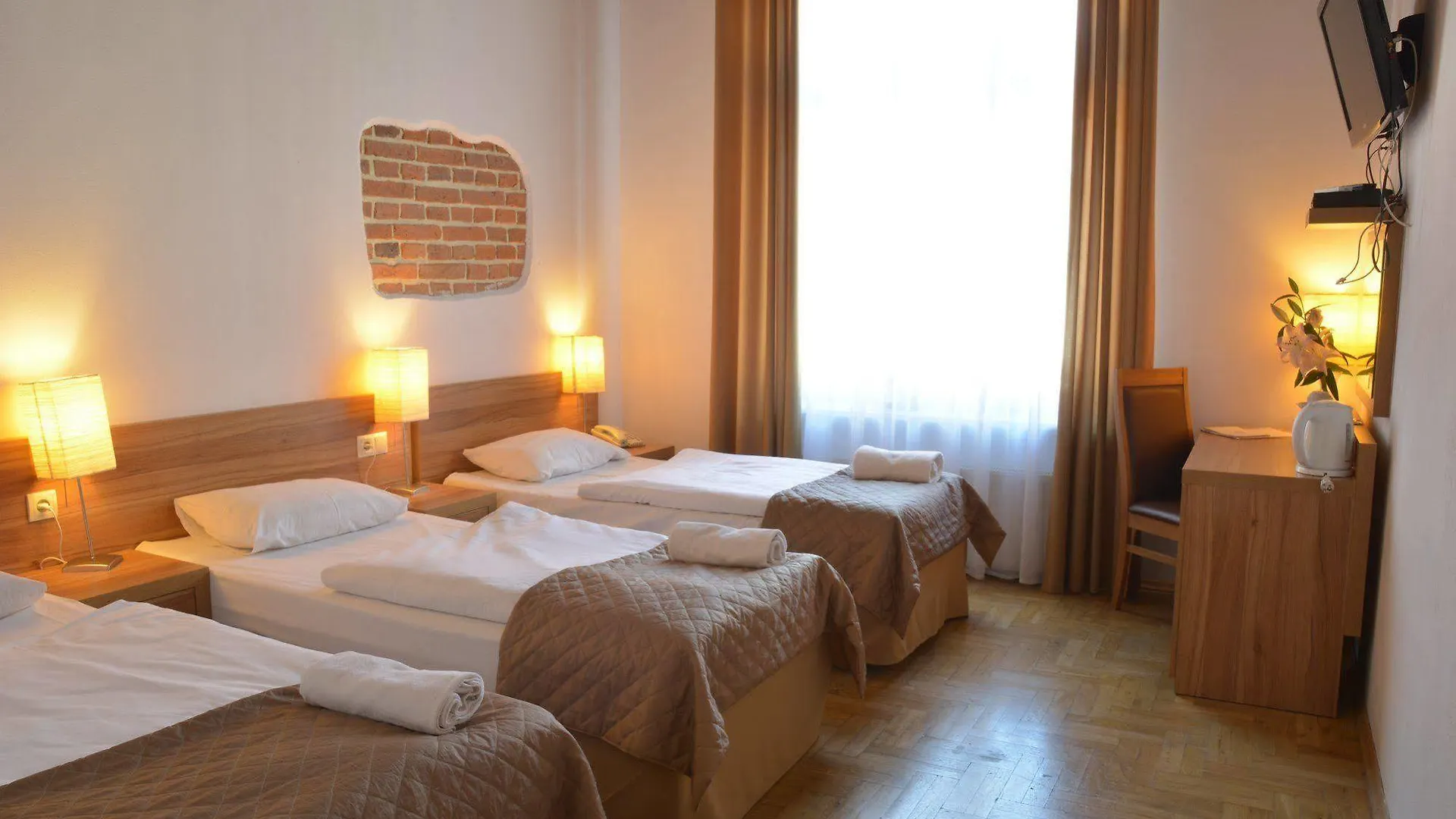 Aparthotel Pergamin Cracovia Polonia